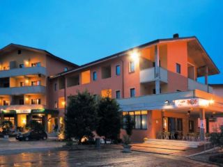 Trainingslager im Hotel La Carica in Pastrengo (Italien)