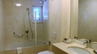 Trainingslager im Aparthotel Miramare in Makarska (Kroatien)