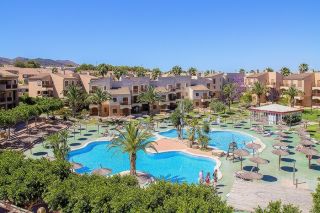 Trainingslager im Albir Garden Sports Resort in Playa de El Albir (Spanien)